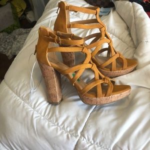 Strappy, heeled sandals